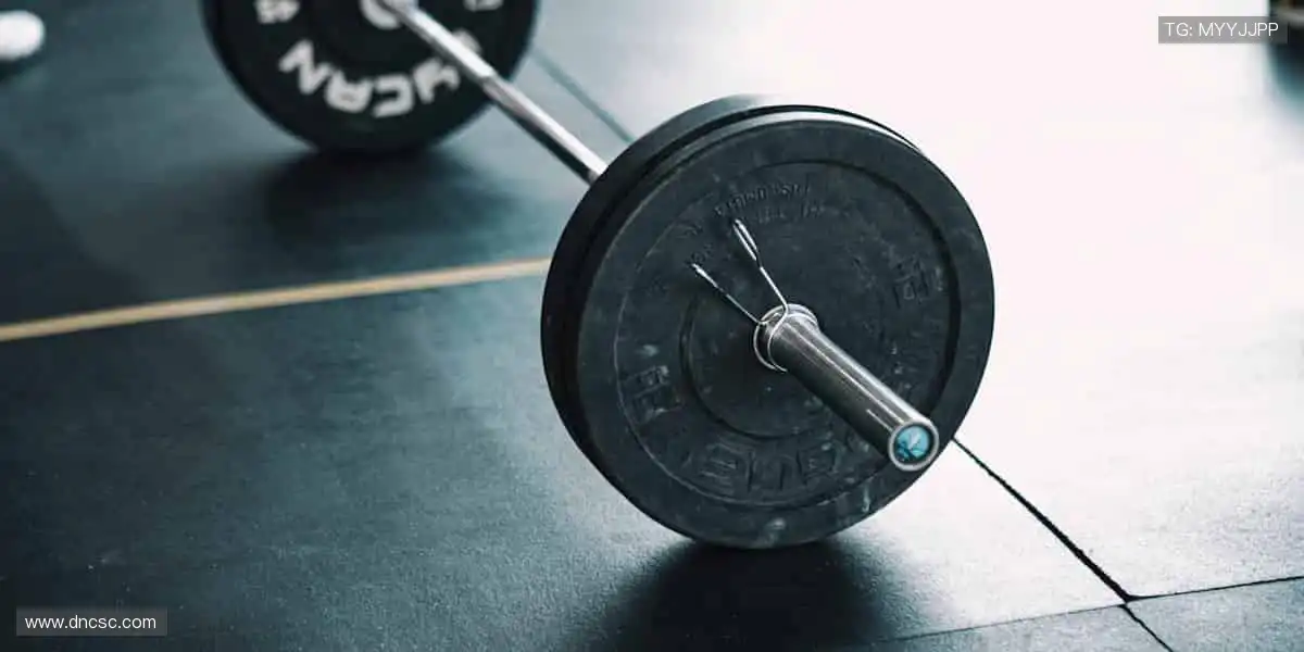 🎮互动直播，弹幕狂欢！🎉参与竞猜，赢取丰厚赛事好礼！